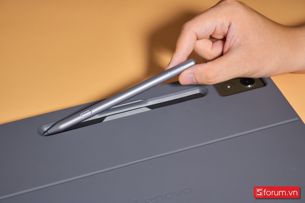 Đánh giá thiết kế Lenovo Idea Tab Pro Đánh giá thiết kế Lenovo Idea Tab Pro